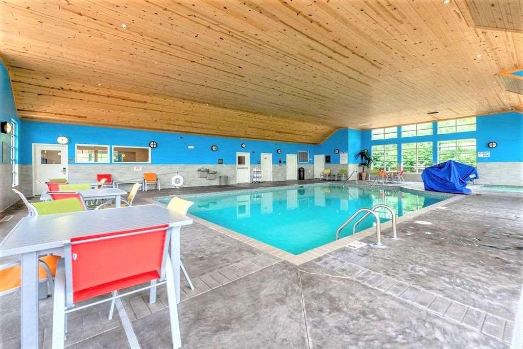 Amerivu Inn And Suites - Chisago City Instalações foto